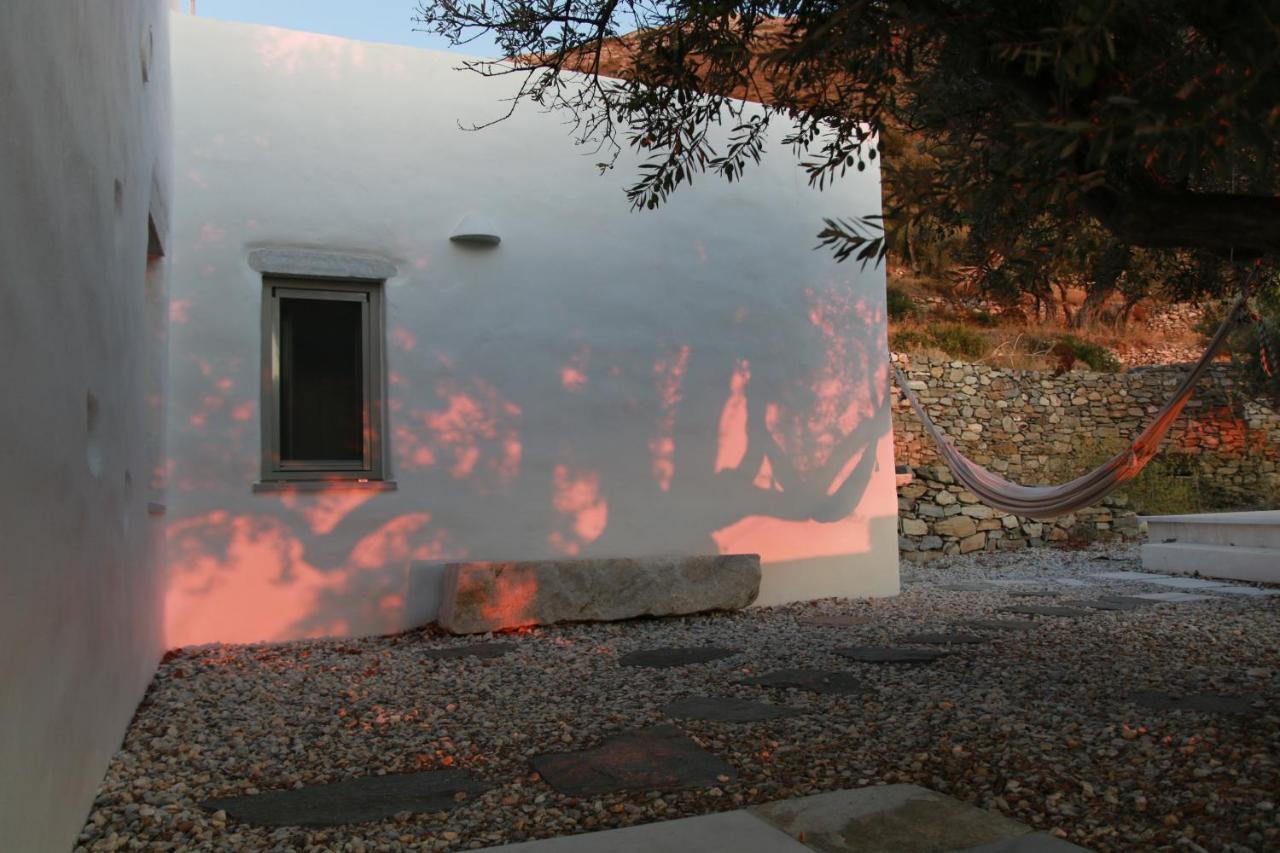 Paros Apartments Cottage ภายนอก รูปภาพ