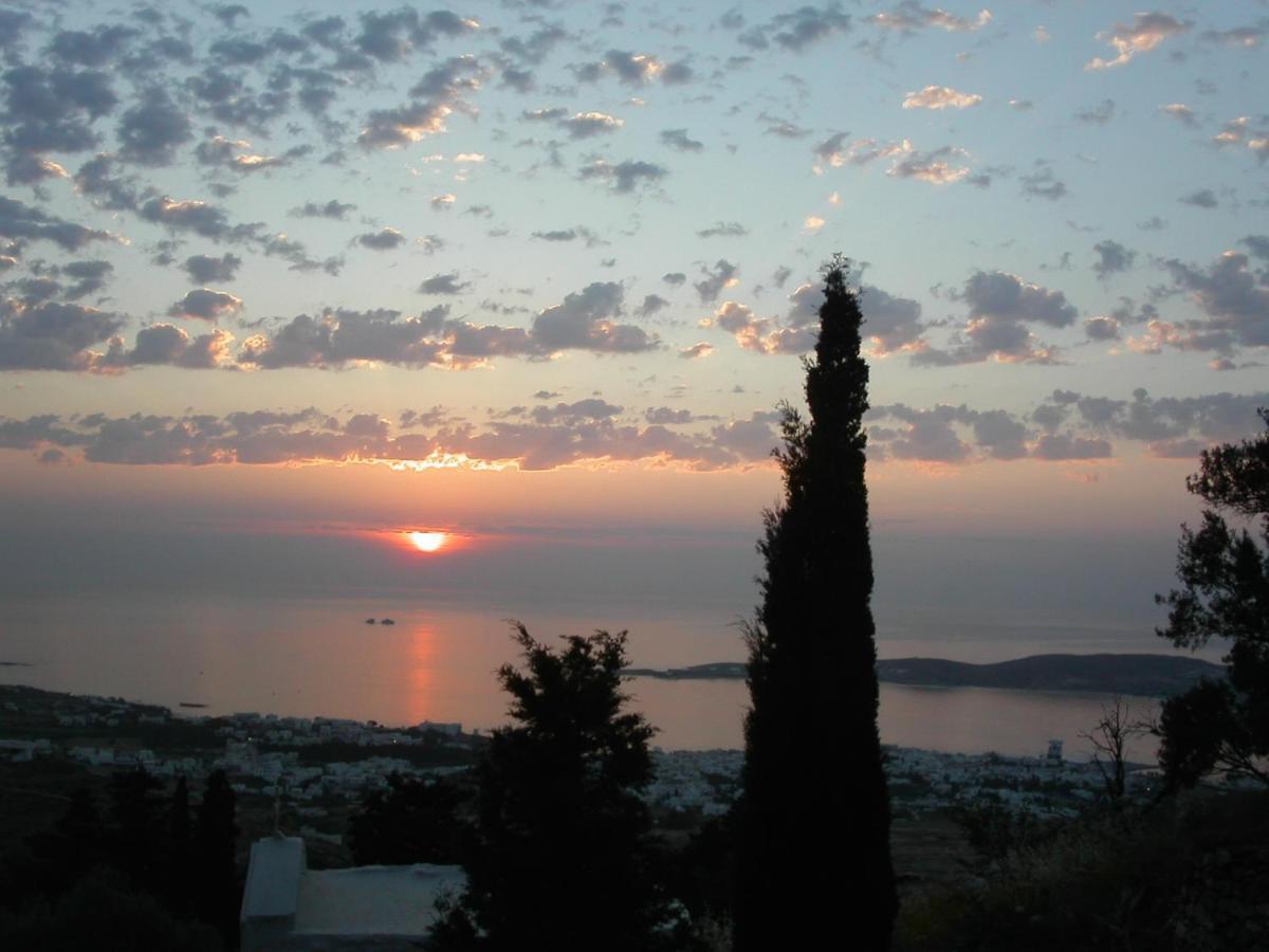 Paros Apartments Cottage ภายนอก รูปภาพ